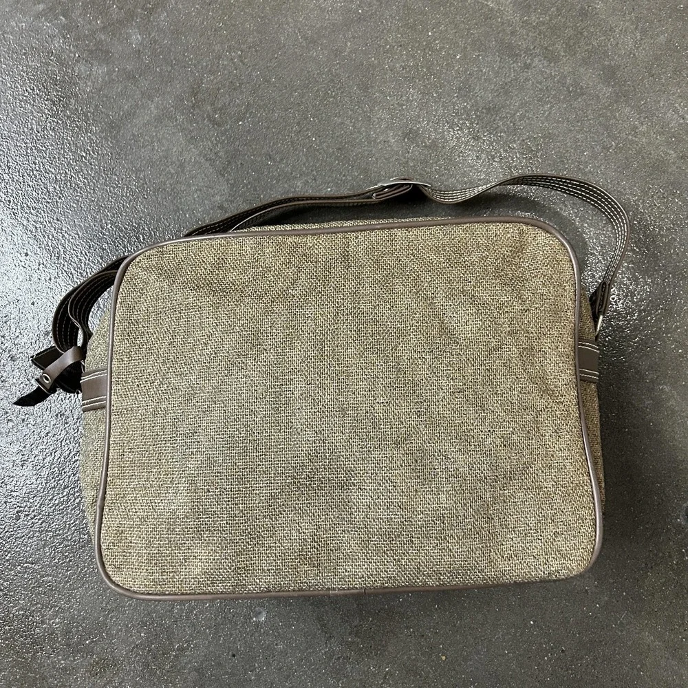 Jordache Beige 17